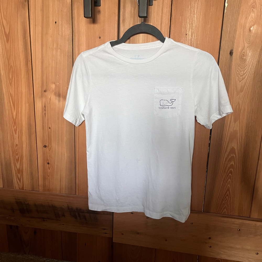 Vineyard vines shirt